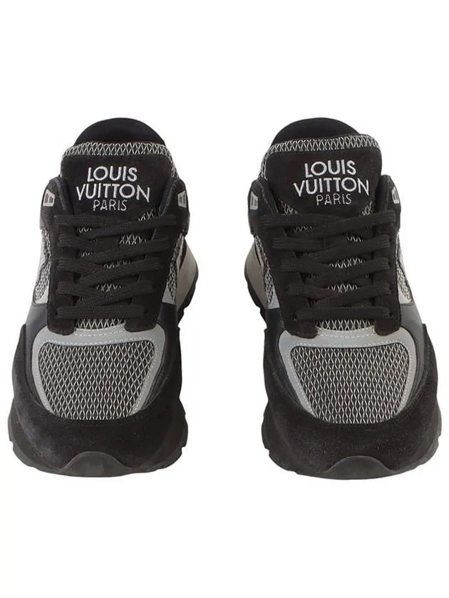 1A9J1C Runaway Sneakers Size 733536Y 2