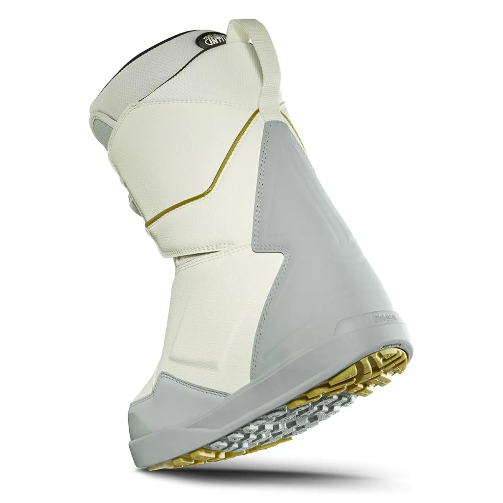 32 2024 Womens Lashed Double Boa Boots - White/Grey
