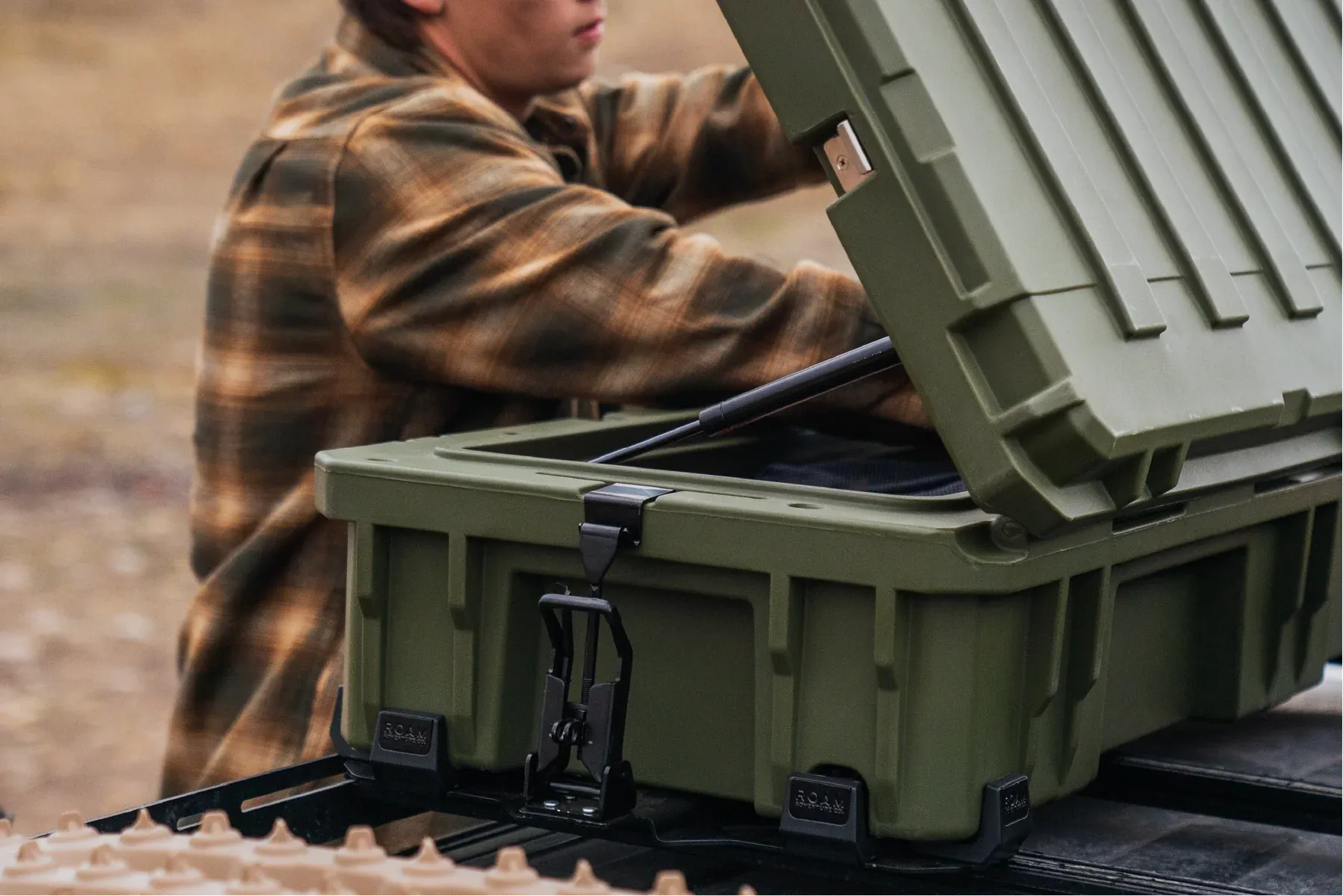 95L RUGGED MOUNTS