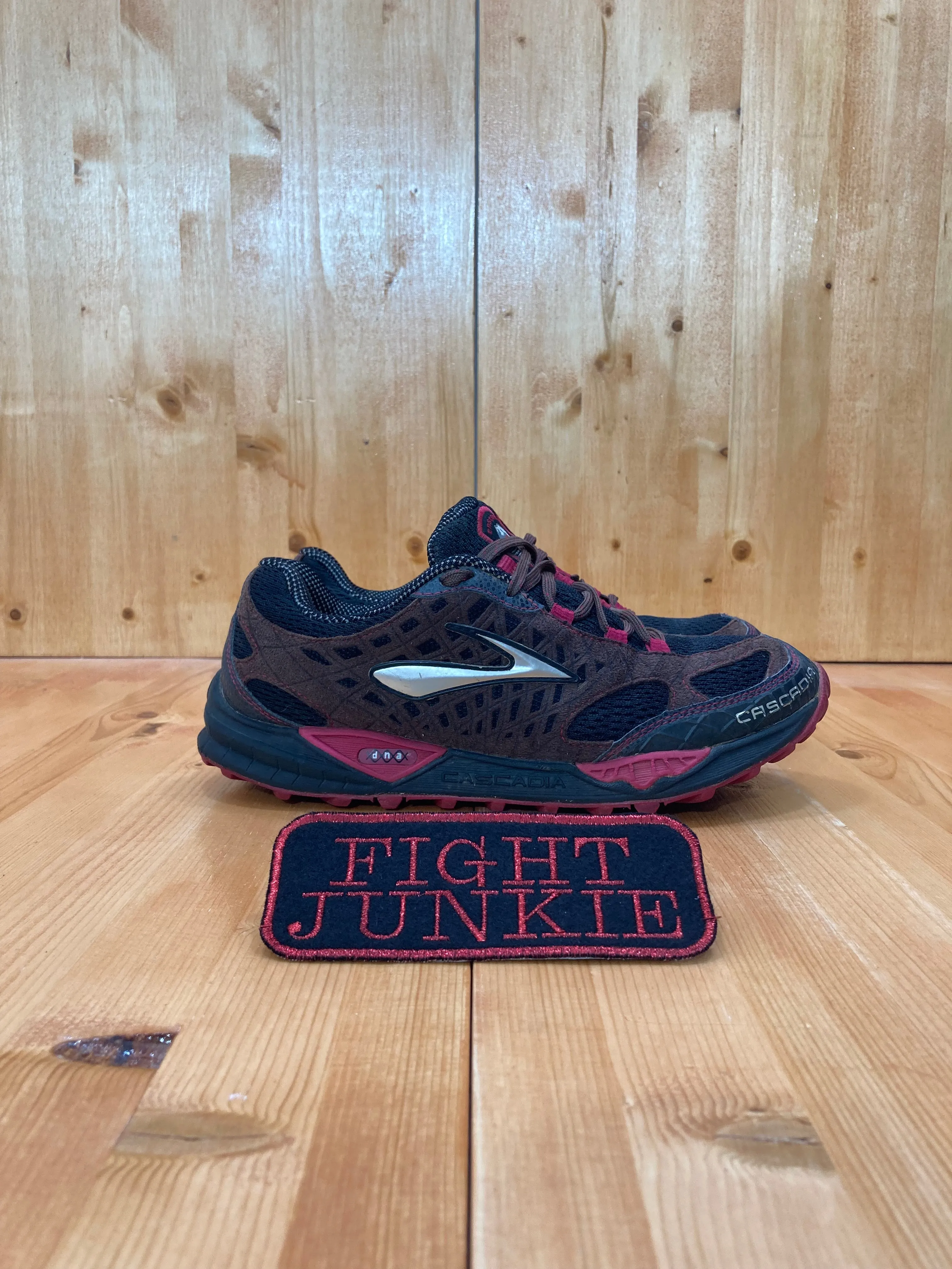 BROOKS CASCADIA DNA 7 Women Size 10B Athletic Shoes Sneakers Brown & Black 1201091B227
