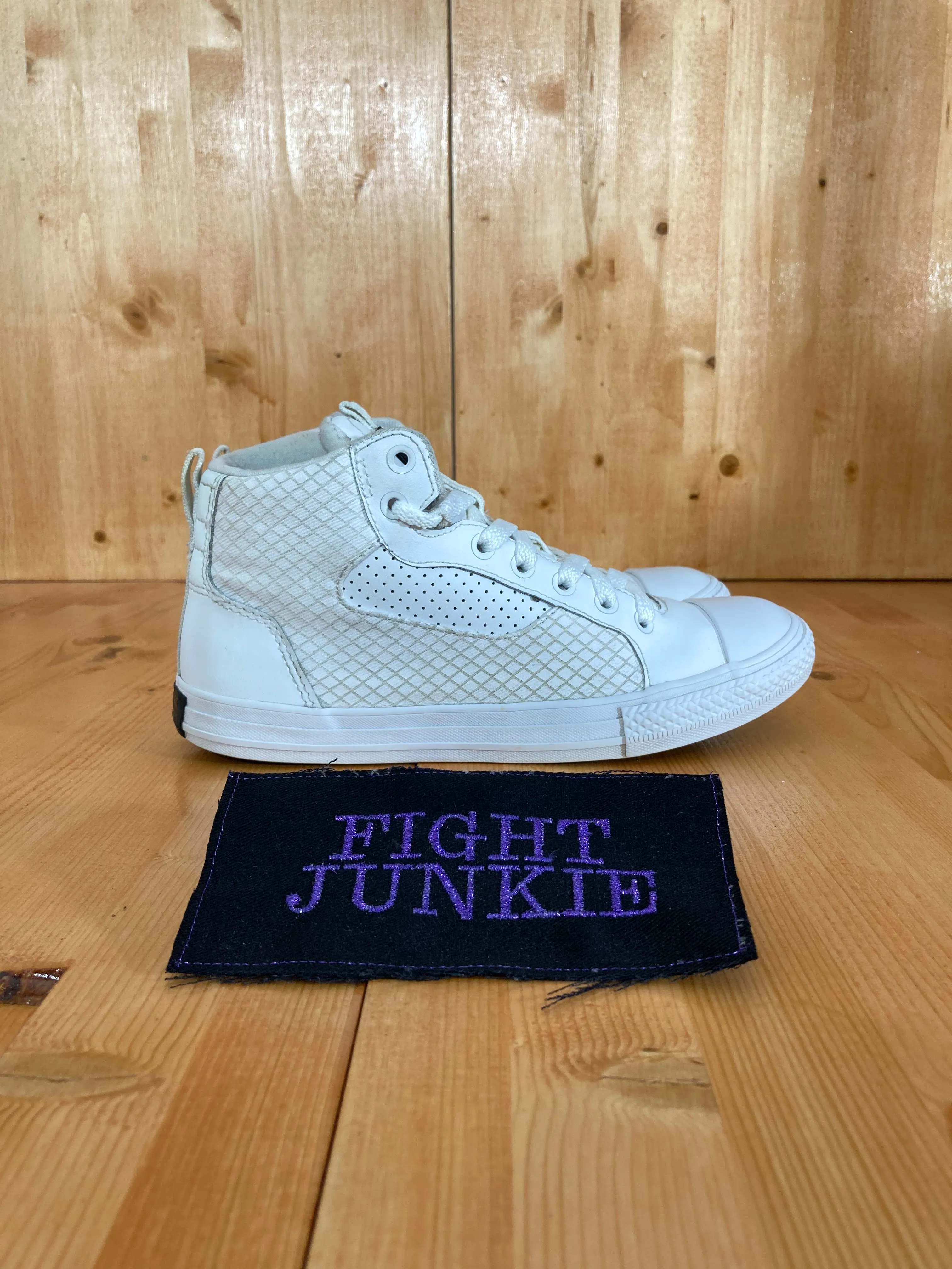 CONVERSE CHUCK TAYLOR ALL STAR ASYLUM Youth Size 5 Mid Tops Shoes Sneakers White 648938C
