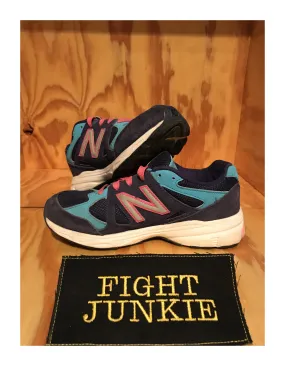 NEW BALANCE 888 Youth Size 2 Shoes Sneakers