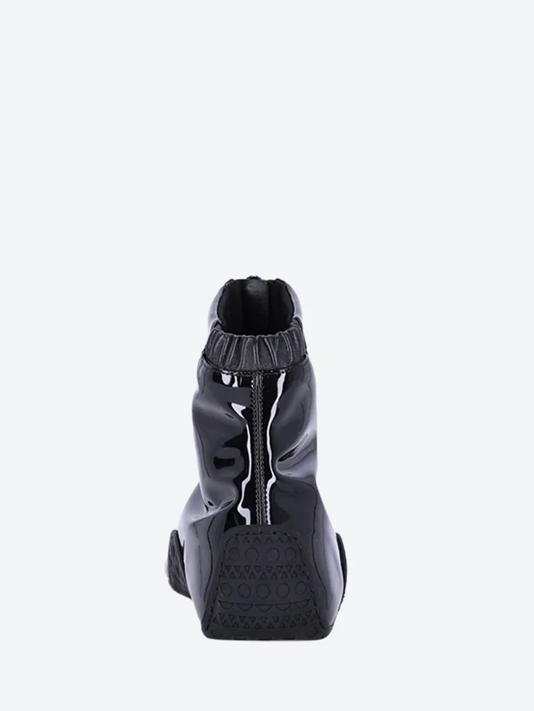 Stretch patent ankle sneakers