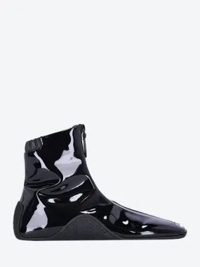 Stretch patent ankle sneakers